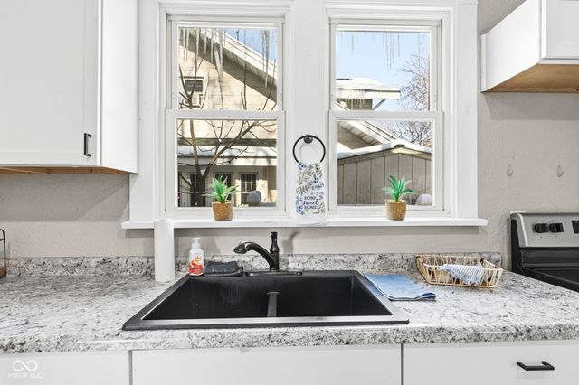 644 S 11th Street, New Castle, IN 47362