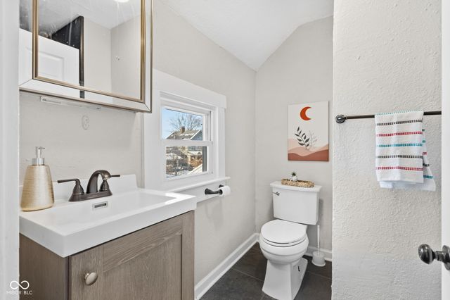 644 S 11th Street, New Castle, IN 47362