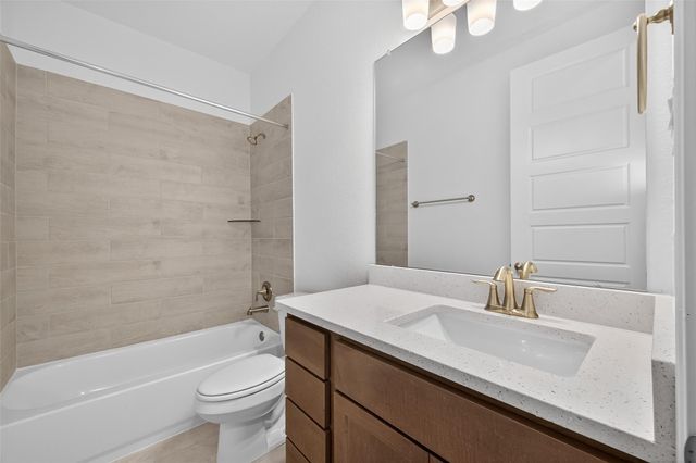 13613 Windward Mist Drive, Texas City, TX 77568