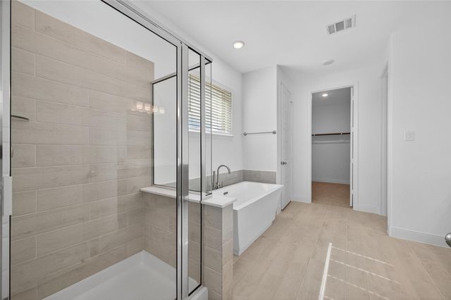 13613 Windward Mist Drive, Texas City, TX 77568