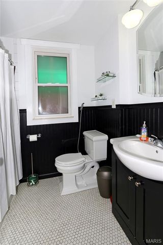 5616 Milentz Avenue, St Louis, MO 63109