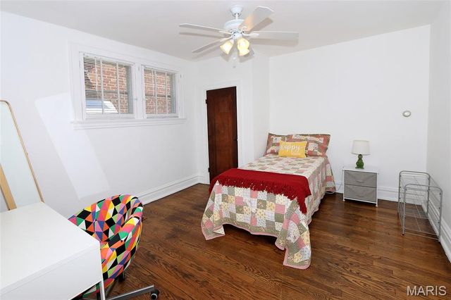 5616 Milentz Avenue, St Louis, MO 63109