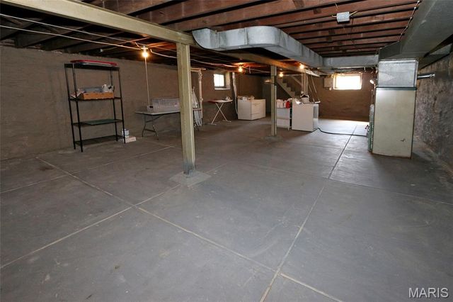 5616 Milentz Avenue, St Louis, MO 63109