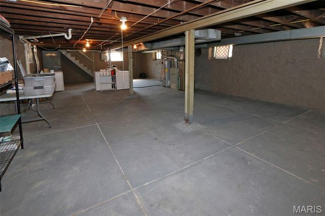 5616 Milentz Avenue, St Louis, MO 63109