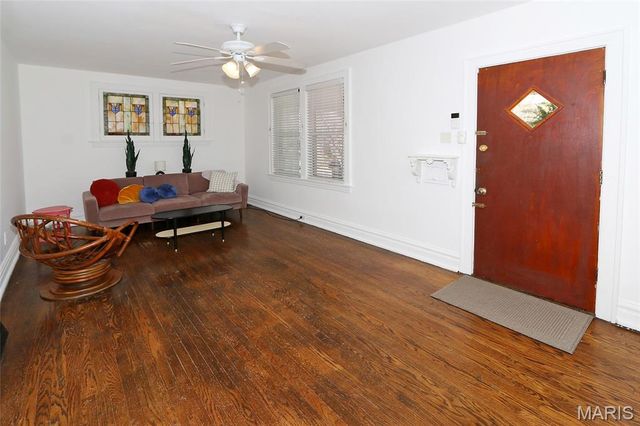 5616 Milentz Avenue, St Louis, MO 63109