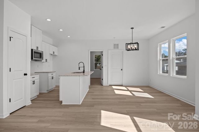 109 E Earnhardt Street, Salisbury, NC 28144