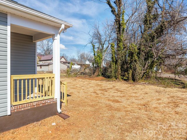 109 E Earnhardt Street, Salisbury, NC 28144