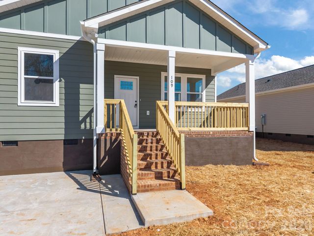 109 E Earnhardt Street, Salisbury, NC 28144