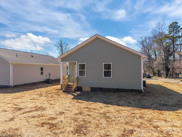 109 E Earnhardt Street, Salisbury, NC 28144