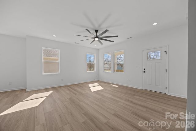 109 E Earnhardt Street, Salisbury, NC 28144