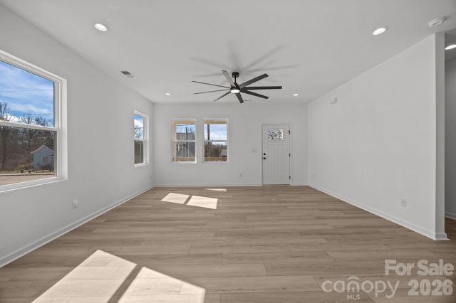 109 E Earnhardt Street, Salisbury, NC 28144