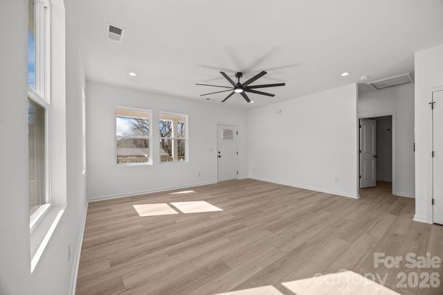 109 E Earnhardt Street, Salisbury, NC 28144