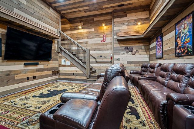 2011 Turkey Creek Way, Sevierville, TN 37862