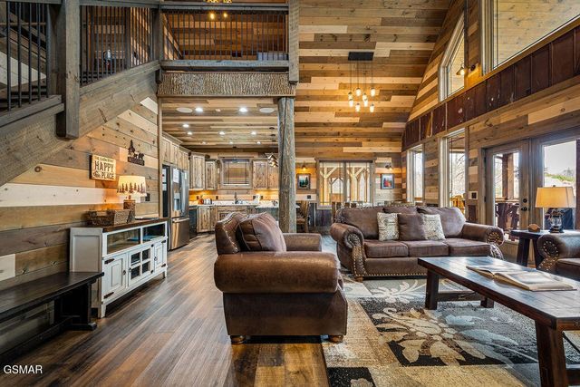 2011 Turkey Creek Way, Sevierville, TN 37862