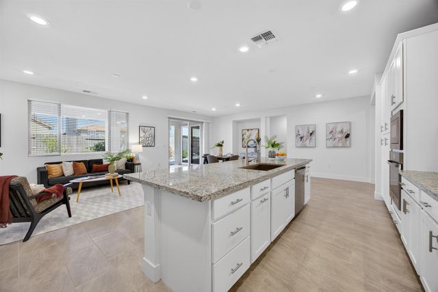 8773 Minor Ct, Elk Grove, CA 95757