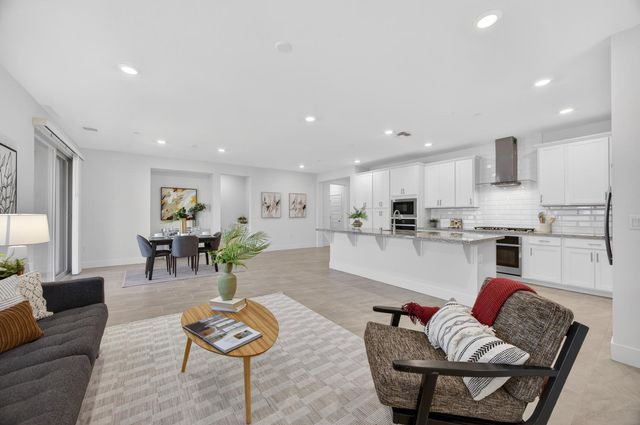 8773 Minor Ct, Elk Grove, CA 95757