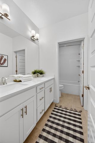 8773 Minor Ct, Elk Grove, CA 95757