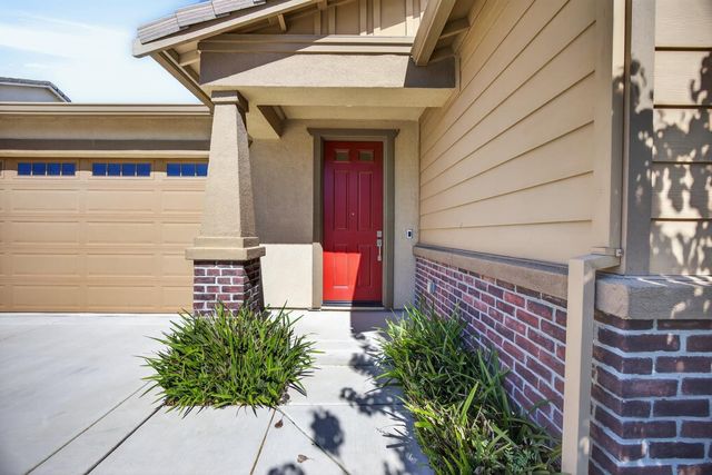8773 Minor Ct, Elk Grove, CA 95757