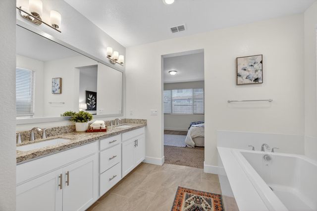 8773 Minor Ct, Elk Grove, CA 95757