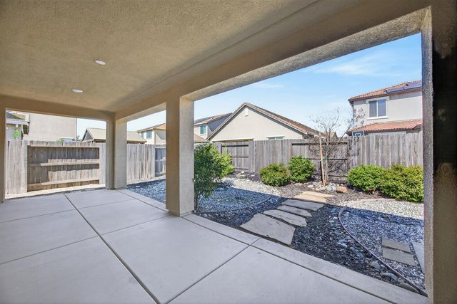 8773 Minor Ct, Elk Grove, CA 95757