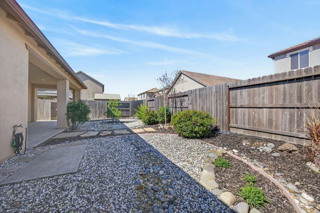 8773 Minor Ct, Elk Grove, CA 95757