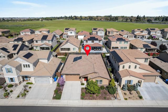 8773 Minor Ct, Elk Grove, CA 95757
