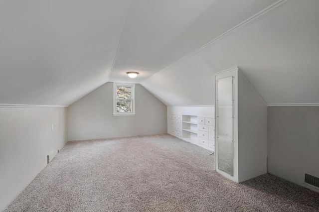 5848 Pennsylvania Avenue N, Crystal, MN 55428