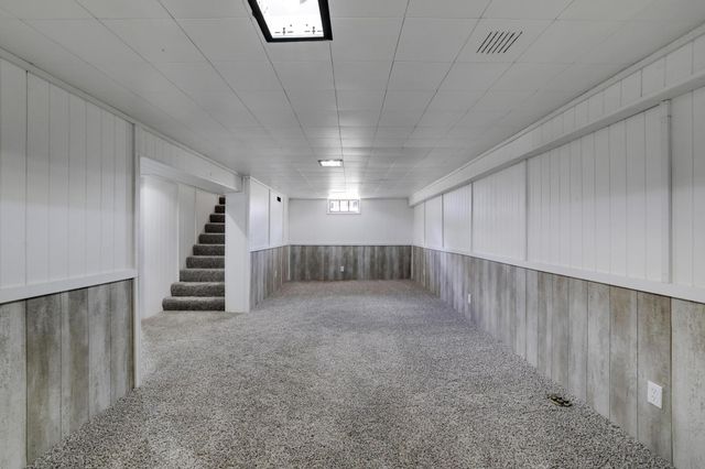 5848 Pennsylvania Avenue N, Crystal, MN 55428