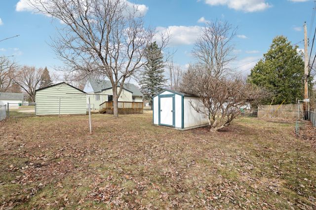 5848 Pennsylvania Avenue N, Crystal, MN 55428