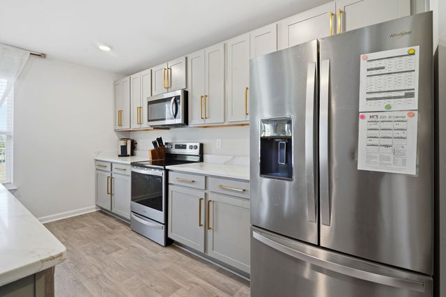 714 Woodland Farms Circle, Aynor, SC 29511