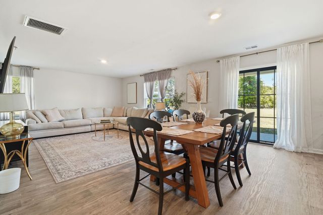 714 Woodland Farms Circle, Aynor, SC 29511