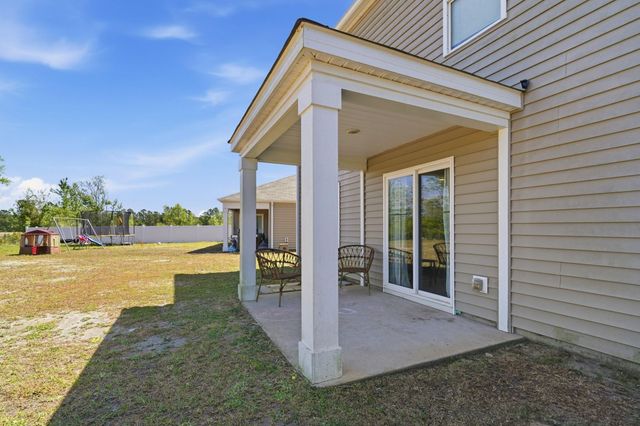 714 Woodland Farms Circle, Aynor, SC 29511