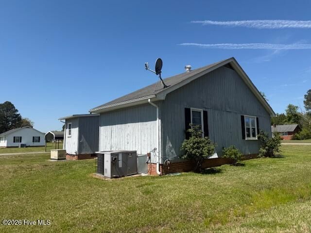 106 White Oak Road, Eure, NC 27935