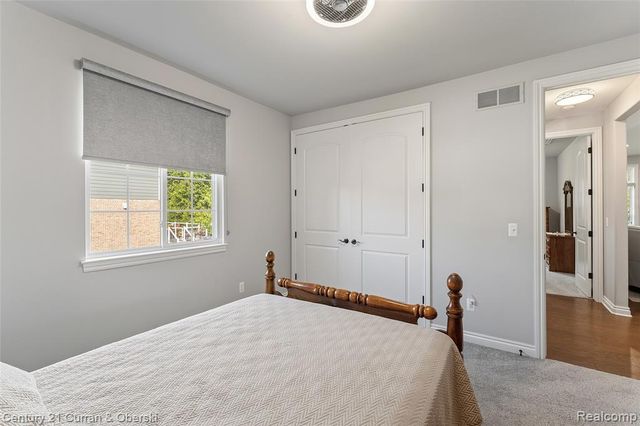52546 W Shadowview Drive, Northville, MI 48167