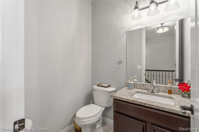 52546 W Shadowview Drive, Northville, MI 48167