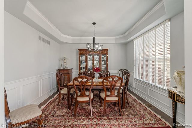52546 W Shadowview Drive, Northville, MI 48167