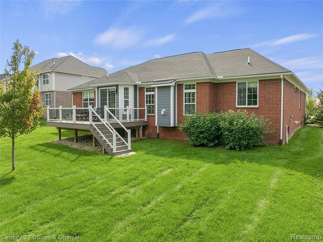 52546 W Shadowview Drive, Northville, MI 48167