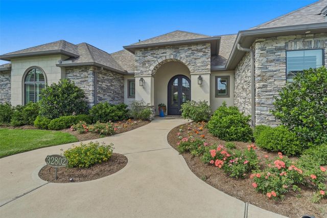 32802 Whistler Court, Fulshear, TX 77441