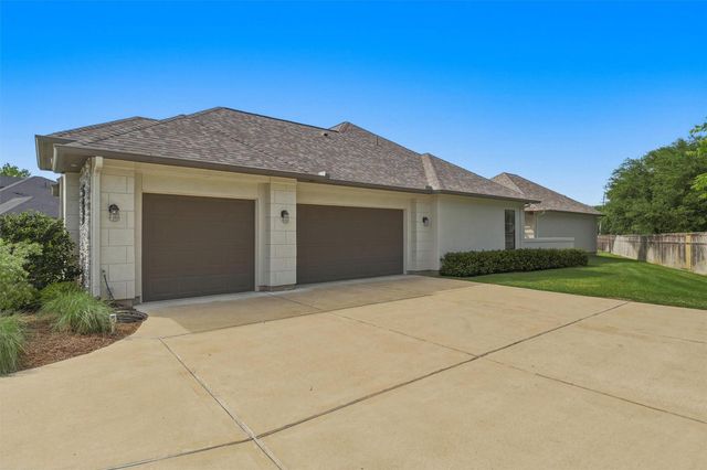 32802 Whistler Court, Fulshear, TX 77441