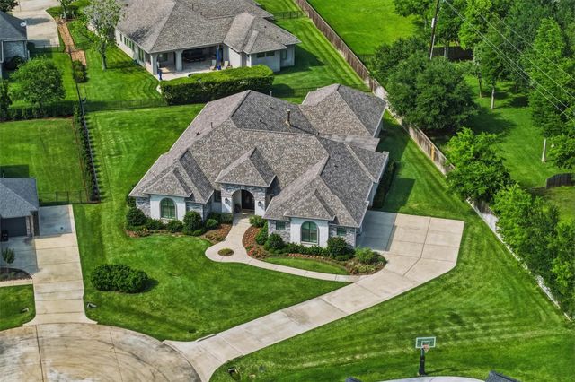 32802 Whistler Court, Fulshear, TX 77441