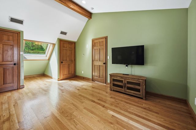50 Melrose Ave, Tewksbury, MA 01876