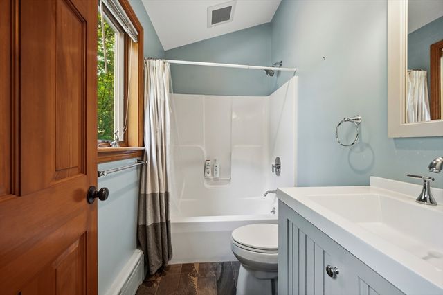 50 Melrose Ave, Tewksbury, MA 01876