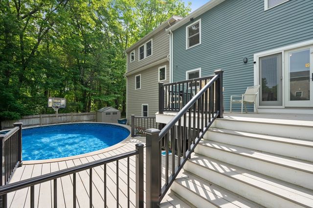 50 Melrose Ave, Tewksbury, MA 01876