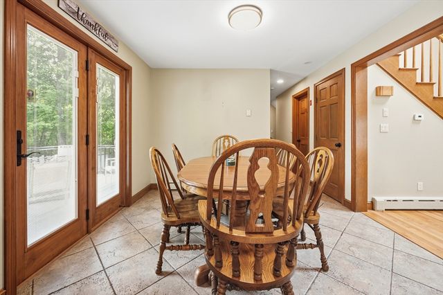 50 Melrose Ave, Tewksbury, MA 01876