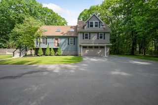 50 Melrose Ave, Tewksbury, MA 01876