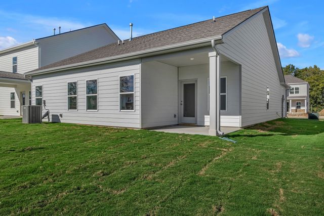 502 Charing Cross Drive, Lebanon, TN 37087