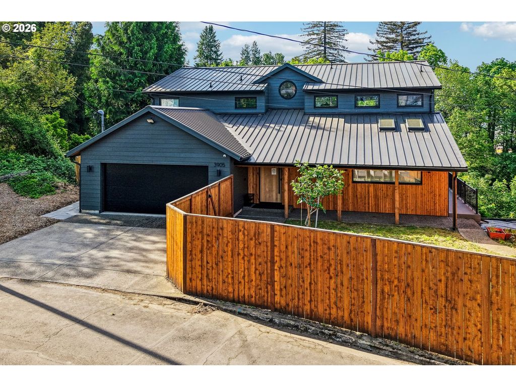3905 N OVERLOOK Ter, Portland, OR 97227