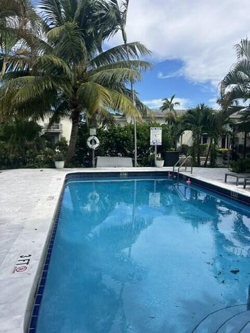 643 Kensington Place 643, Wilton Manors, FL 33305