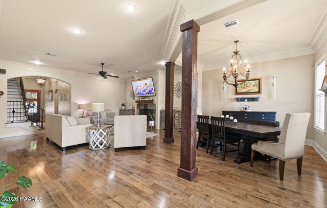 307 La Villa Circle, Youngsville, LA 70592