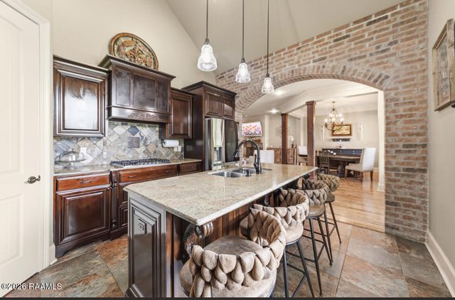 307 La Villa Circle, Youngsville, LA 70592